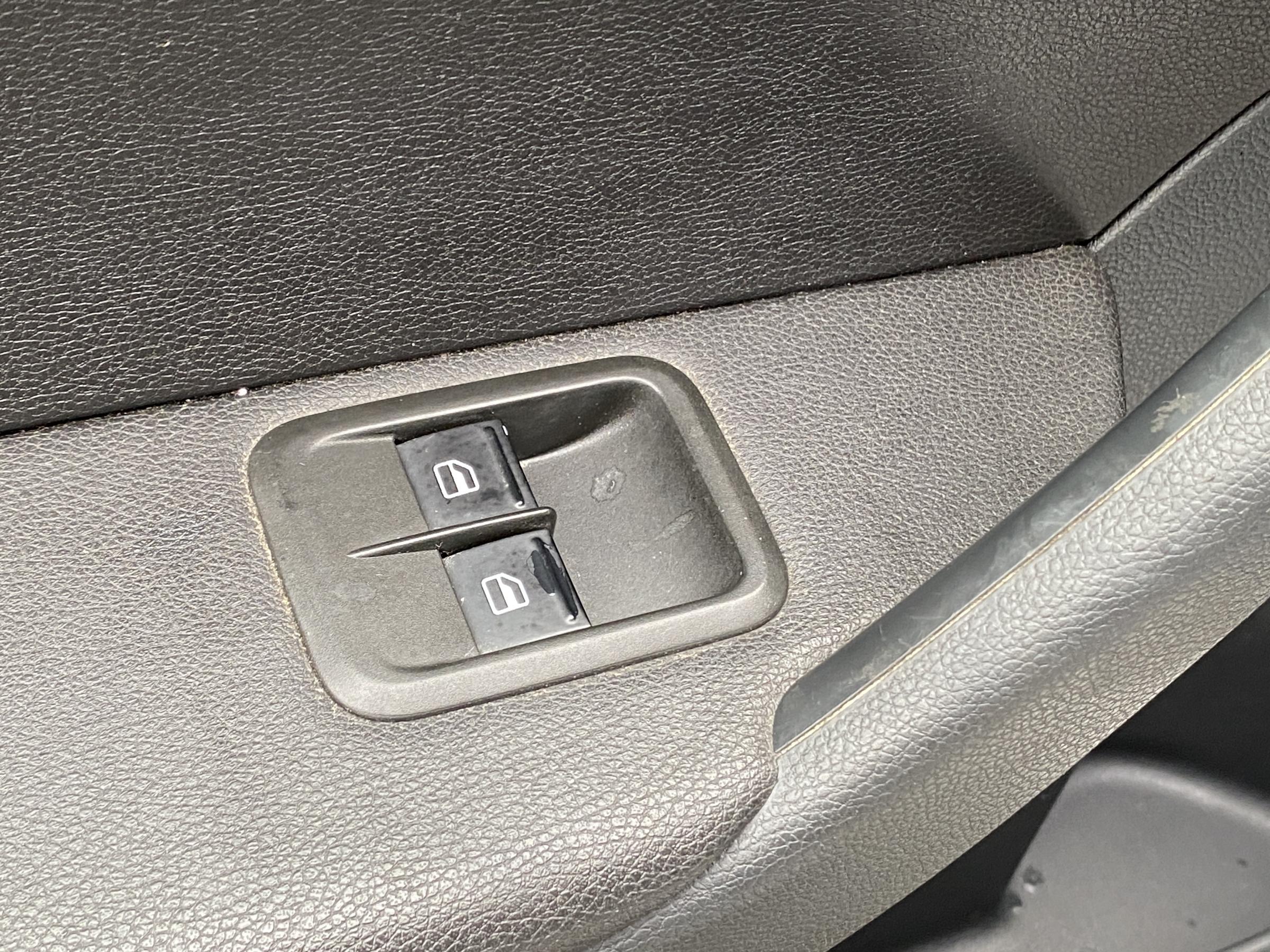 Škoda Yeti, 2015 - pohled č. 11