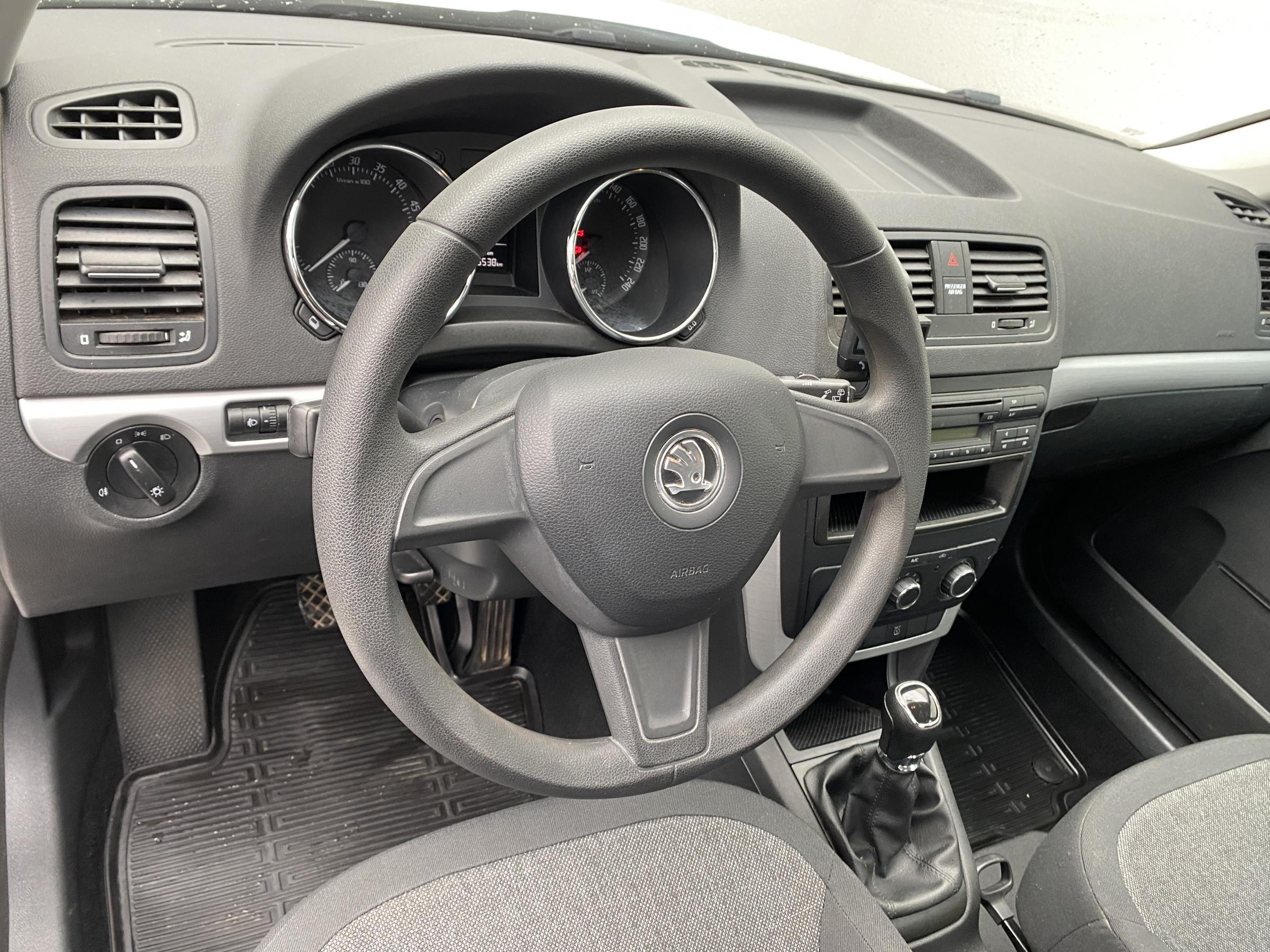 Škoda Yeti, 2015 - pohled č. 12