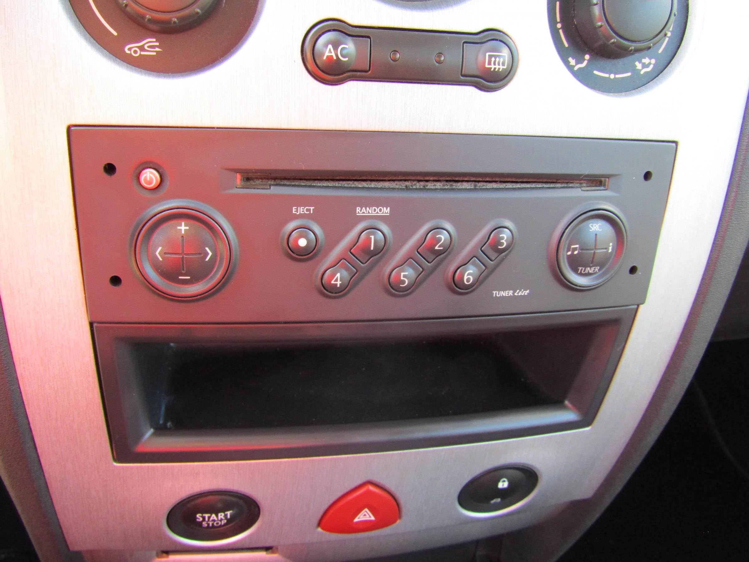 Renault Mégane, 2004 - pohled č. 12