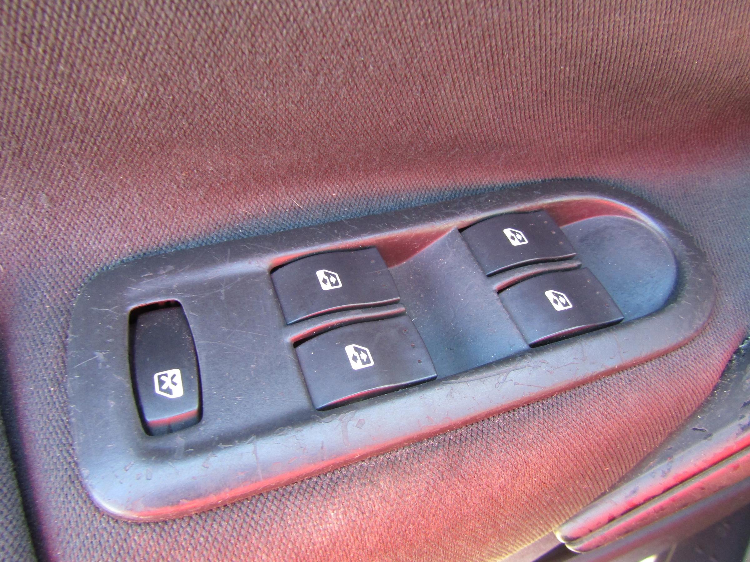 Renault Mégane, 2004 - pohled č. 13