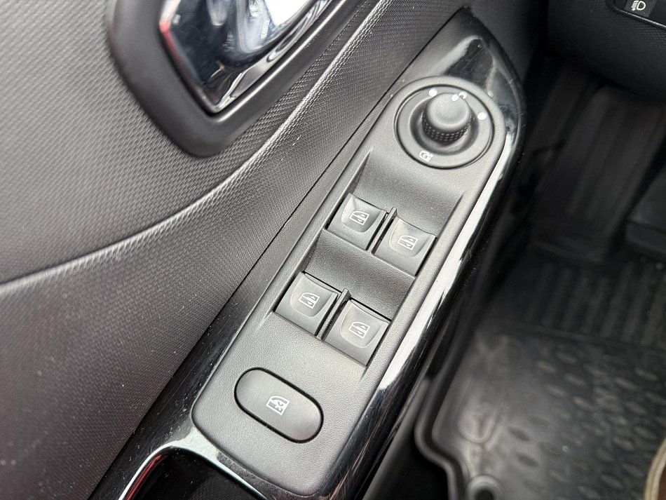 Renault Captur 1.2TCe 