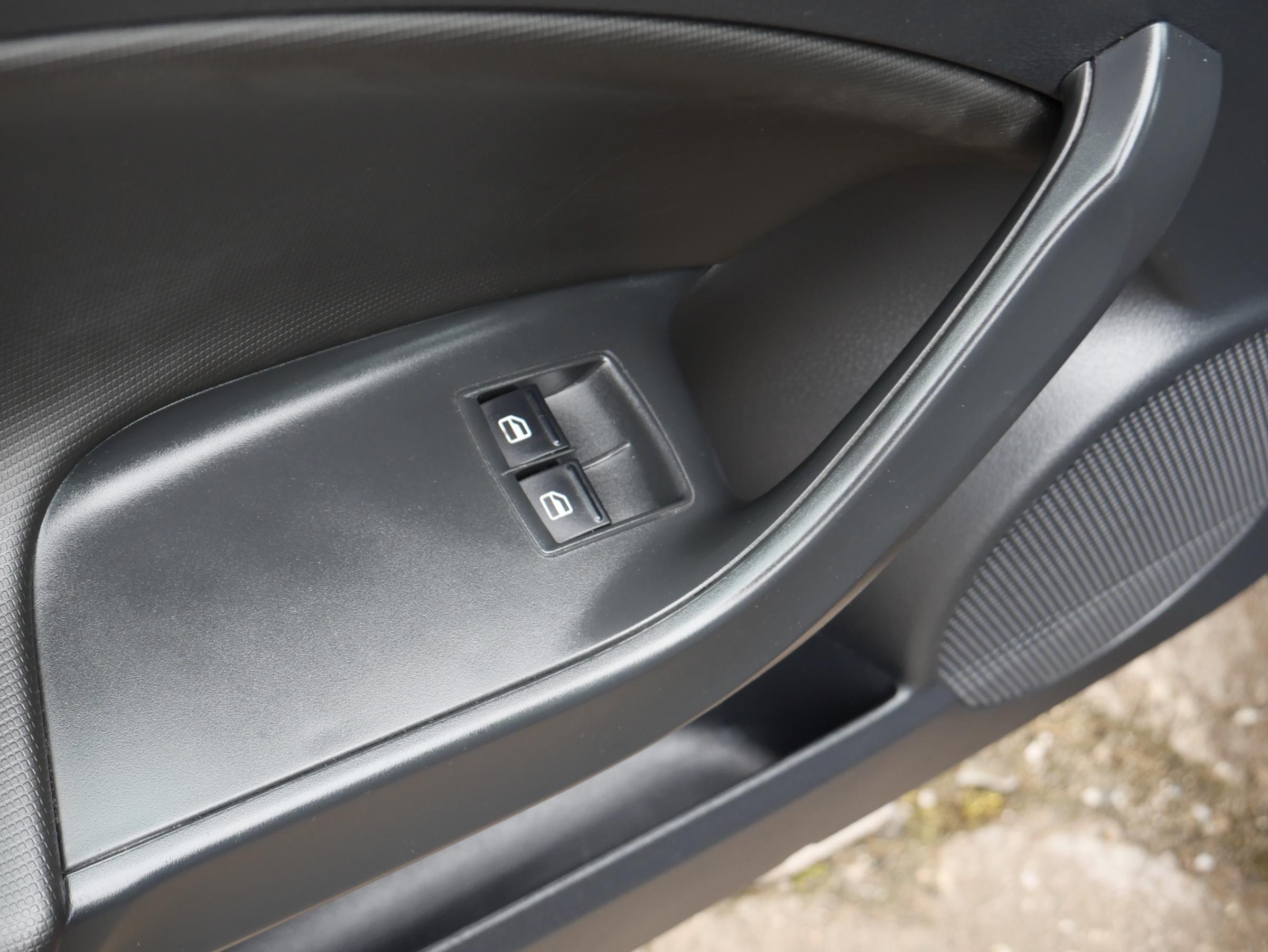 Seat Ibiza, 2011 - pohled č. 16