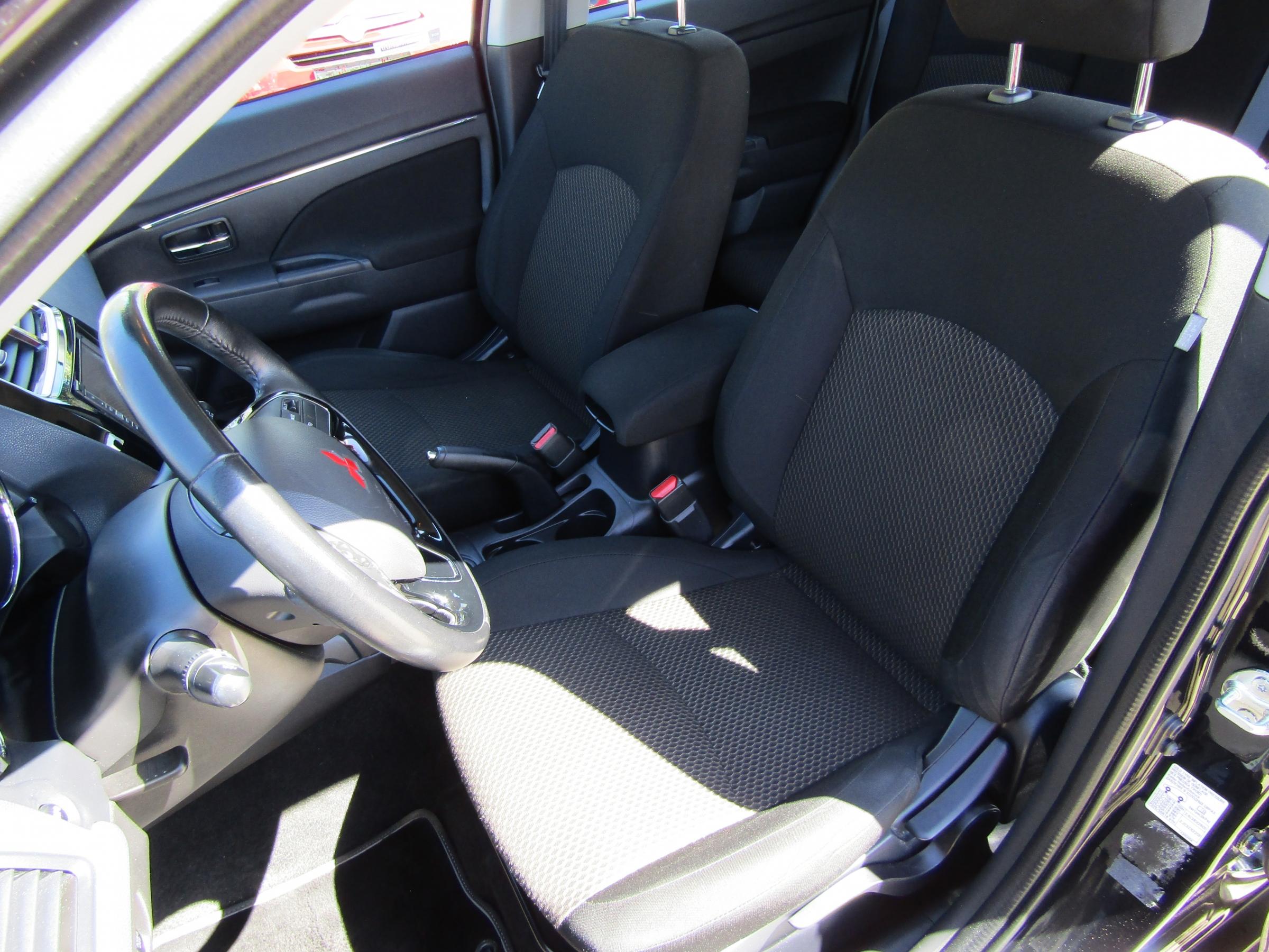 Mitsubishi ASX, 2017 - pohled č. 9