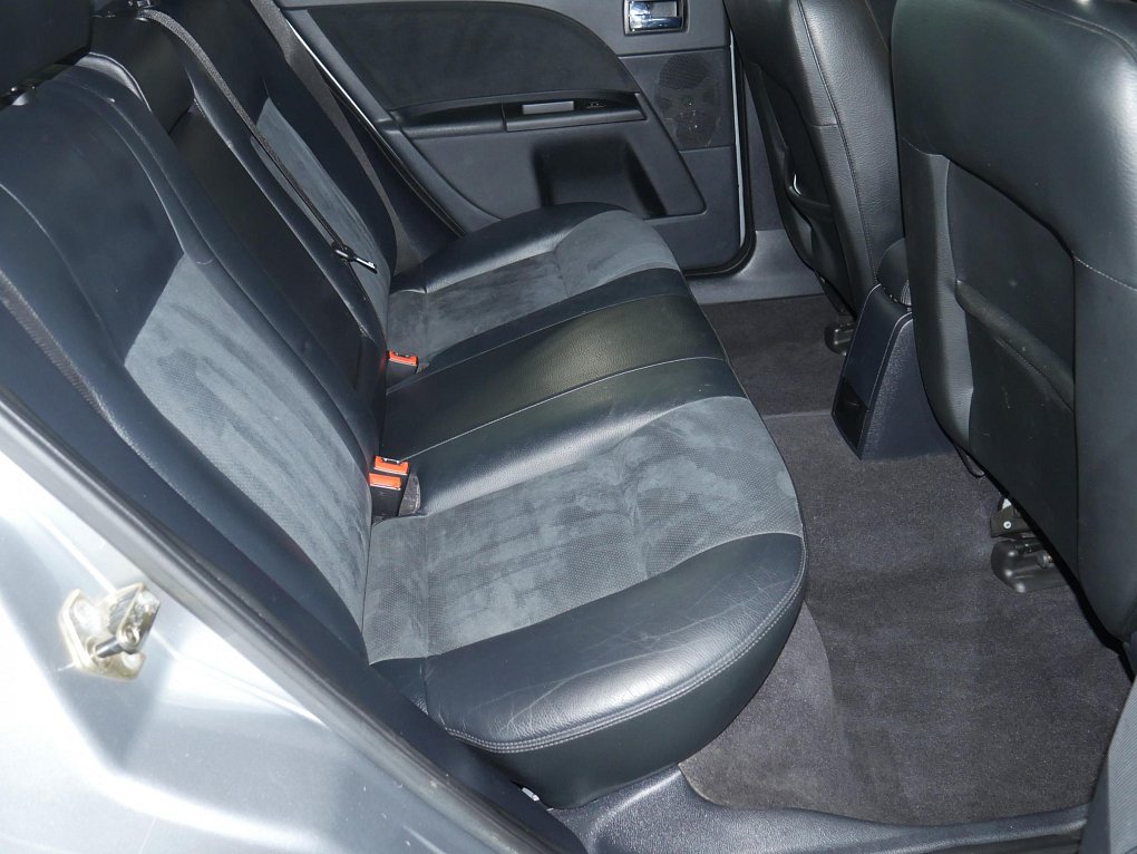 Ford Mondeo 2.0i 