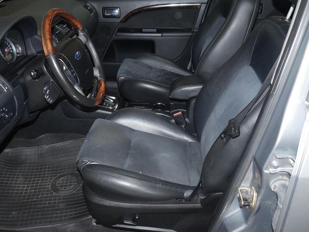 Ford Mondeo 2.0i 