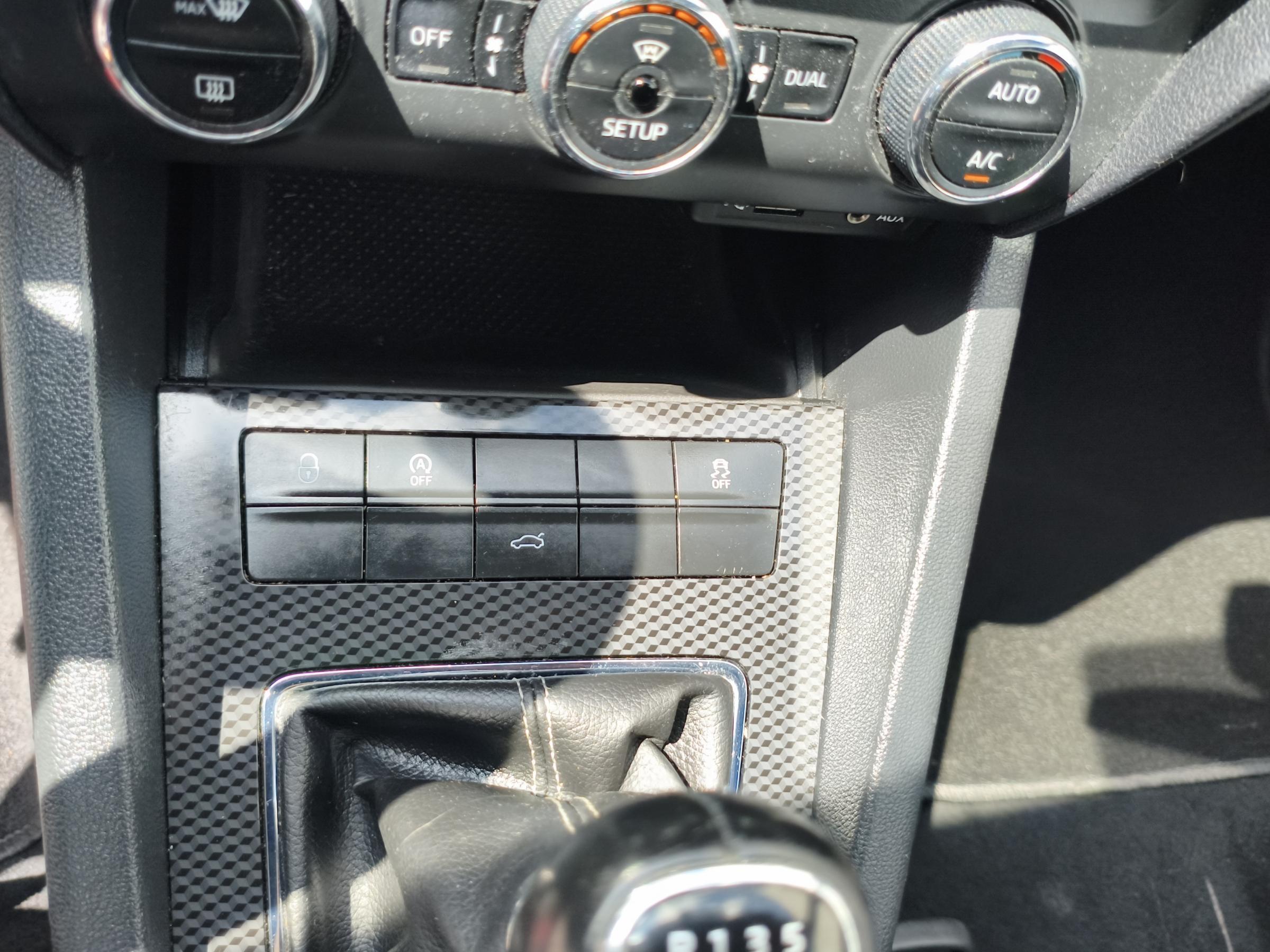 Škoda Octavia III, 2014 - pohled č. 20