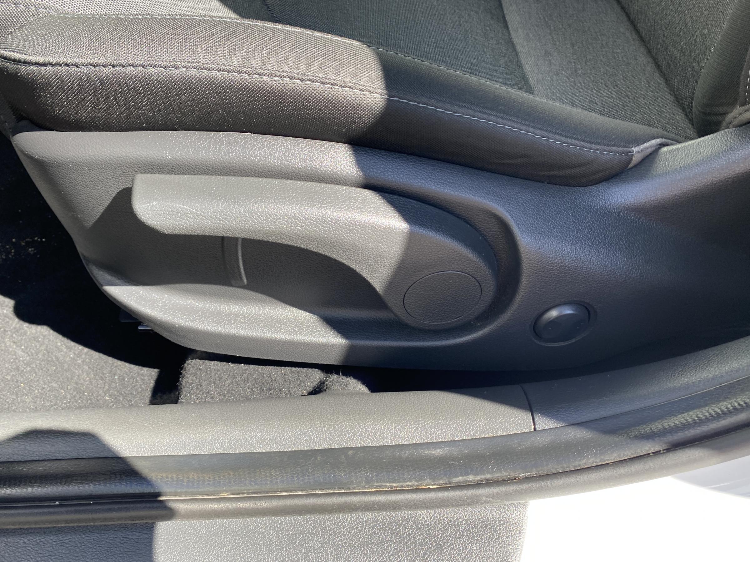 Hyundai i30, 2022 - pohled č. 14