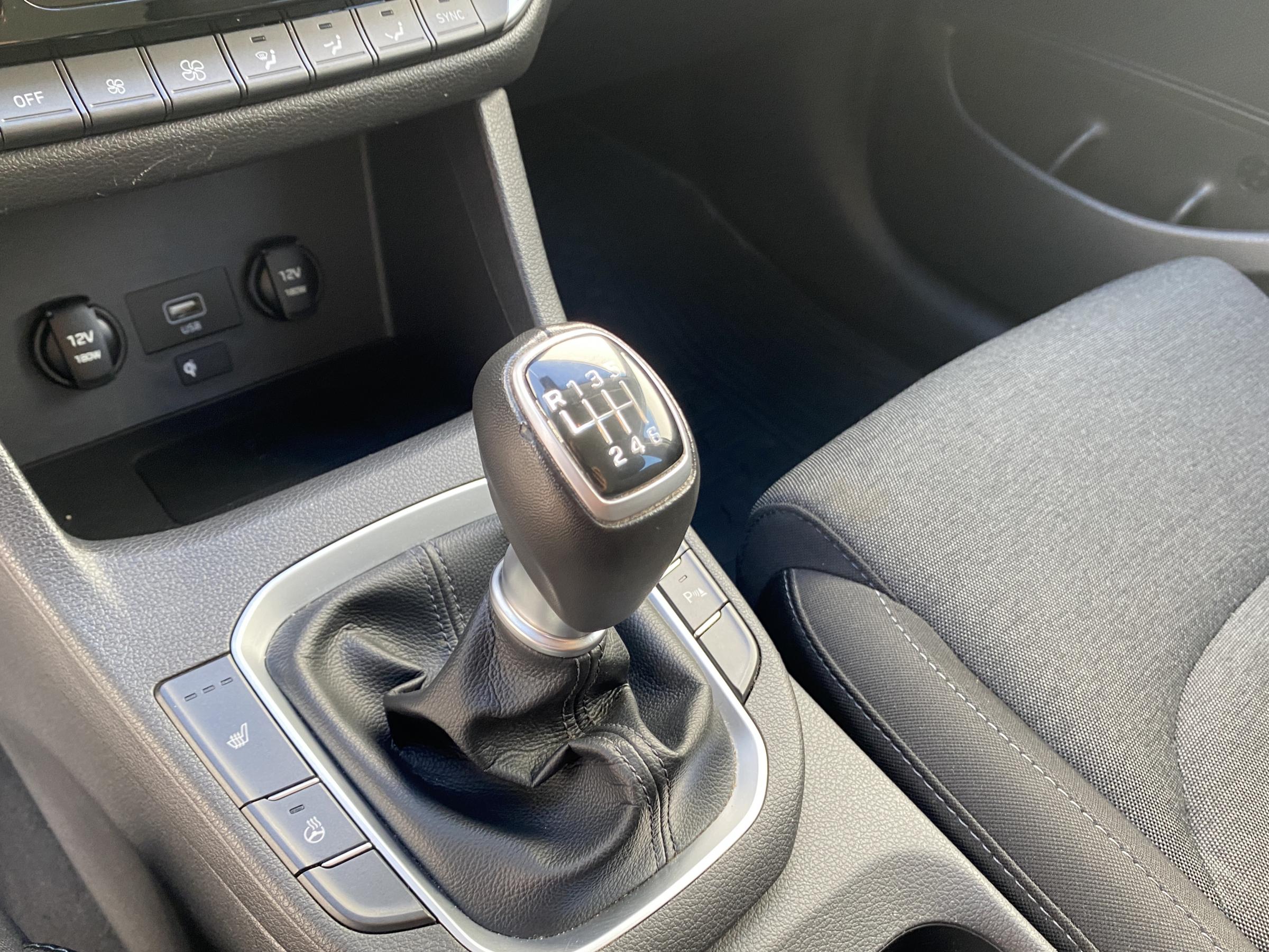 Hyundai i30, 2022 - pohled č. 16