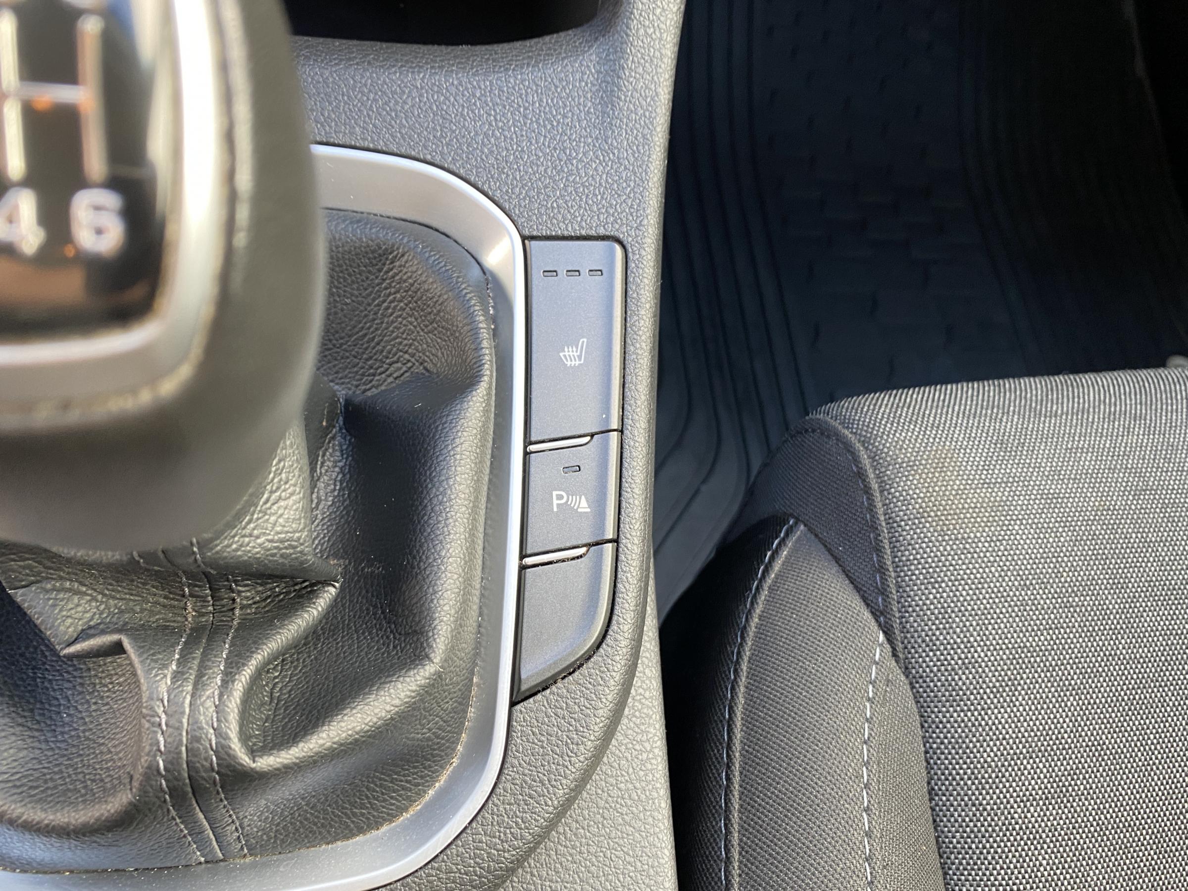 Hyundai i30, 2022 - pohled č. 18