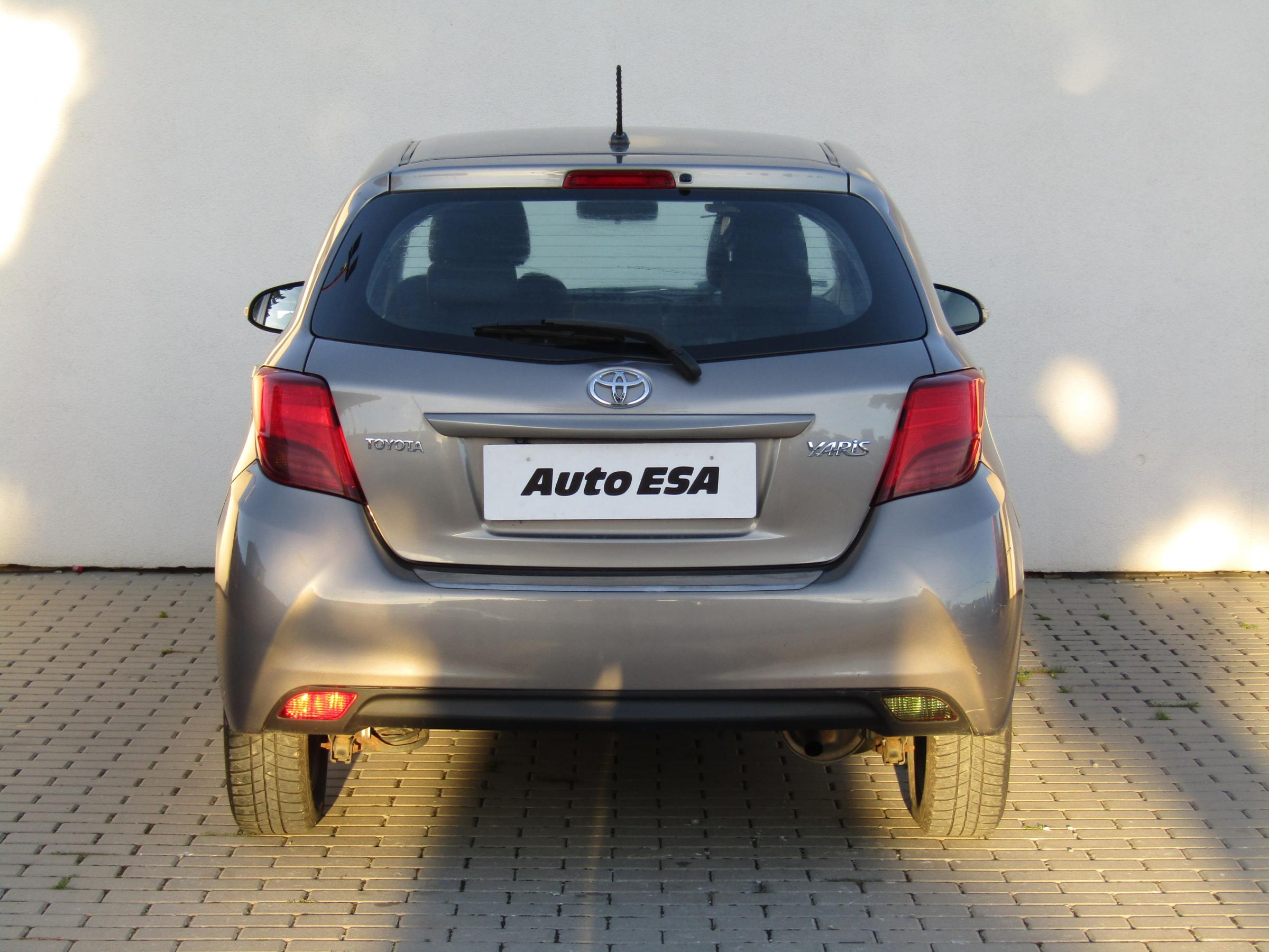 Toyota Yaris, 2014 - pohled č. 5