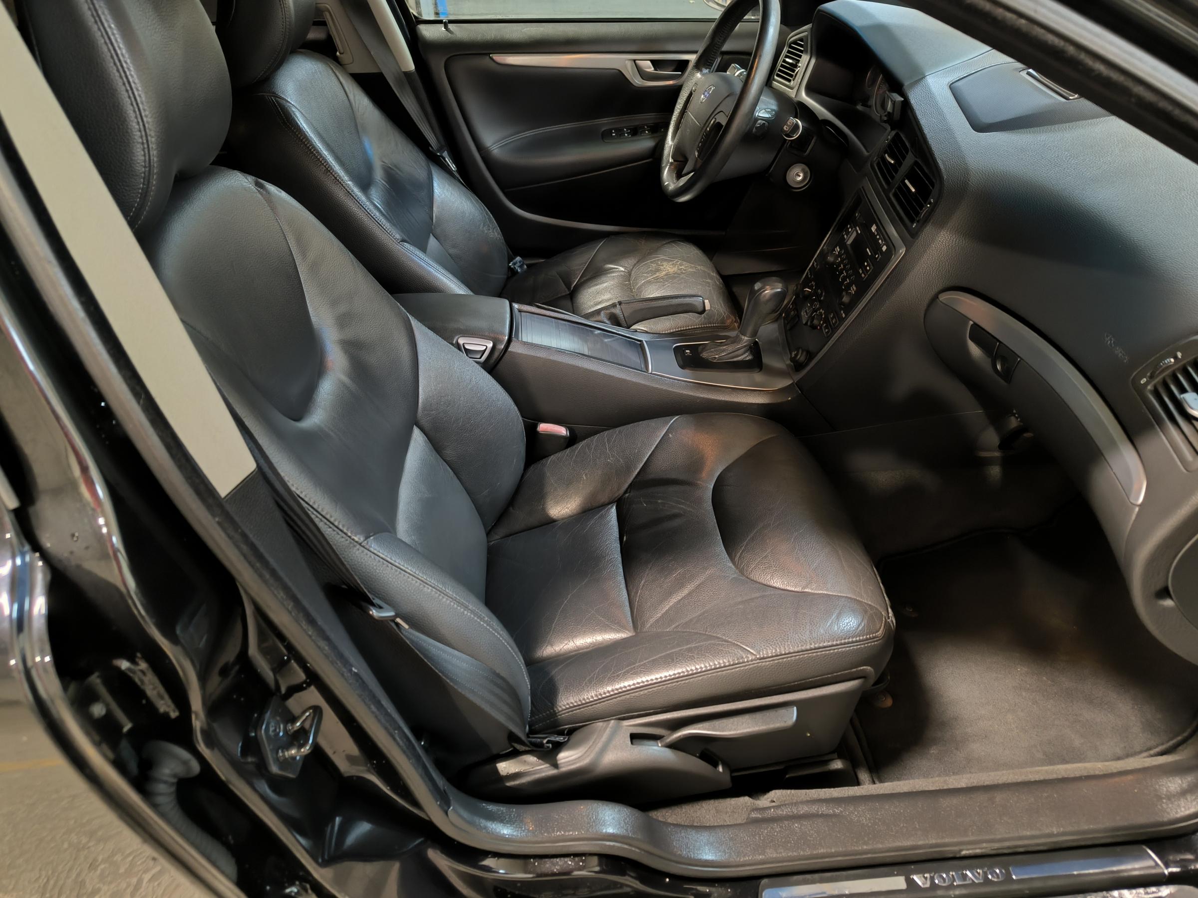 Volvo V70, 2006 - pohled č. 12