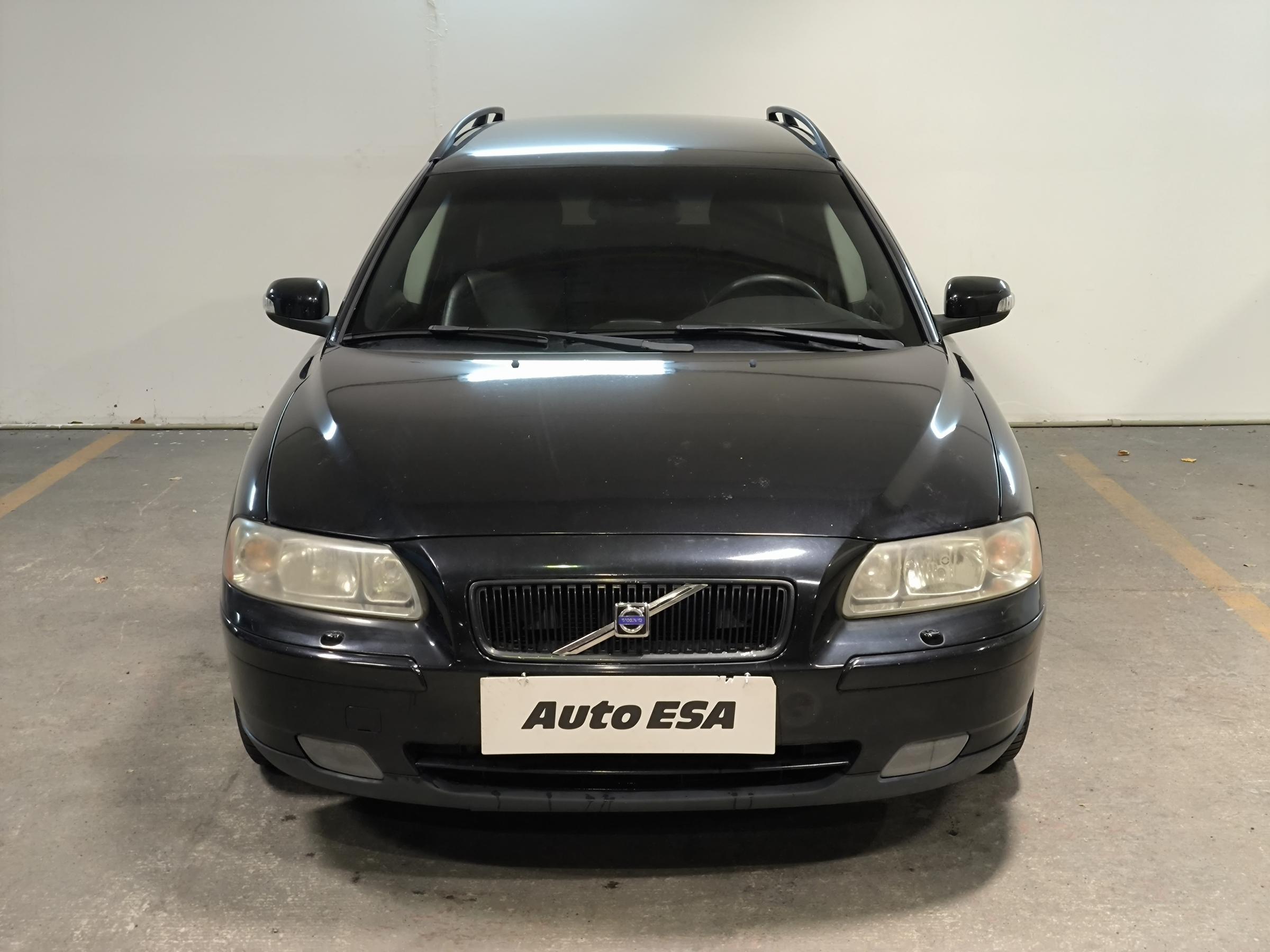 Volvo V70, 2006 - pohled č. 2