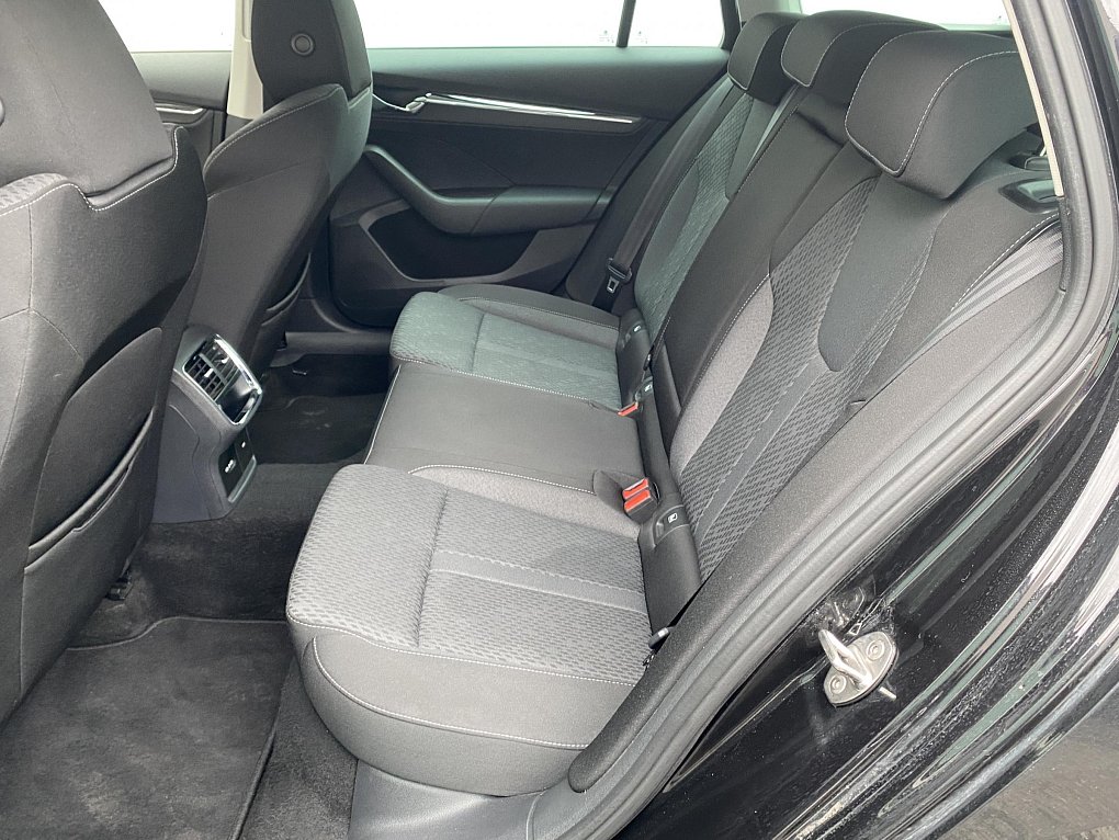 Škoda Octavia IV 2.0 TSi Style 4X4