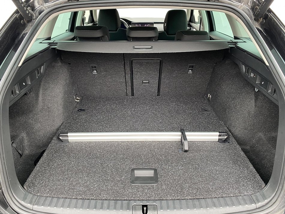 Škoda Octavia IV 2.0 TSi Style 4X4