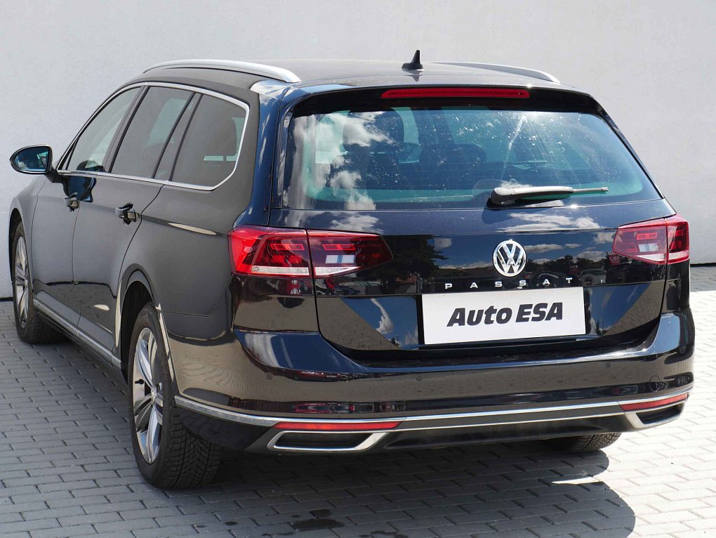 Volkswagen Passat 2.0TDi Elegance