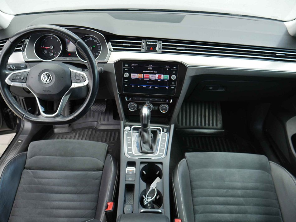 Volkswagen Passat 2.0TDi Elegance