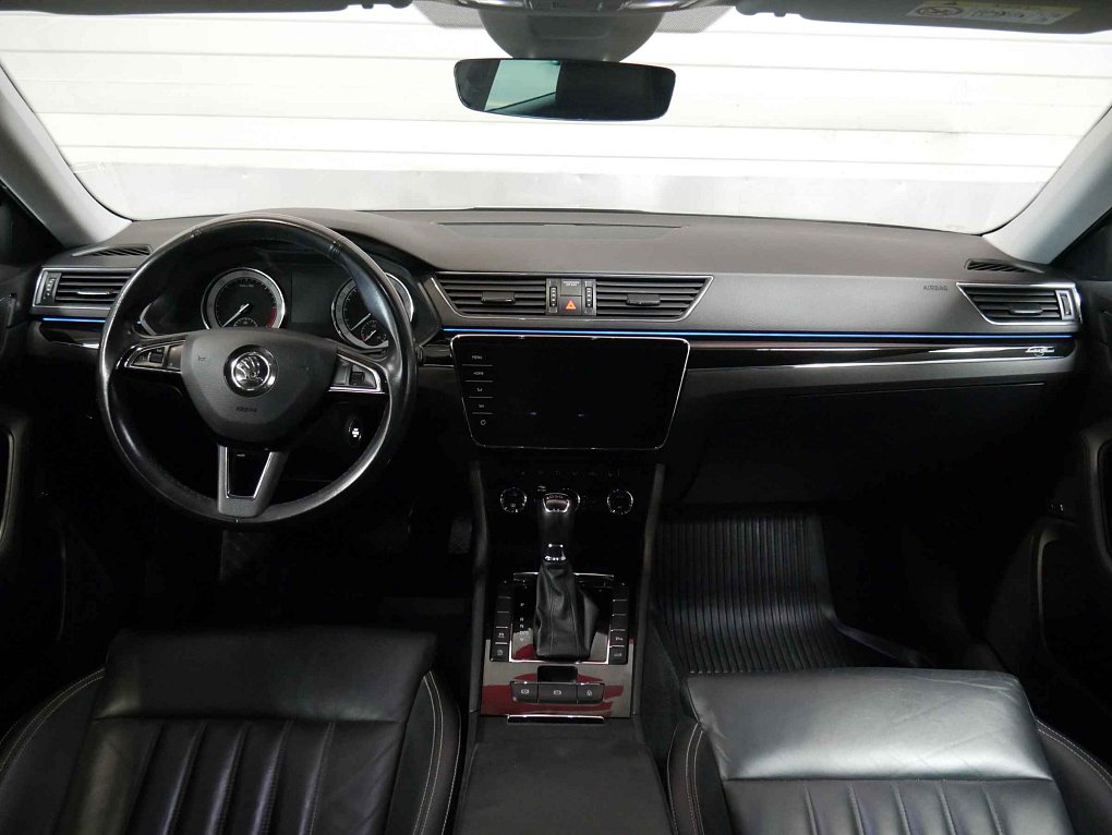 Škoda Superb III 2.0 TDi L&K