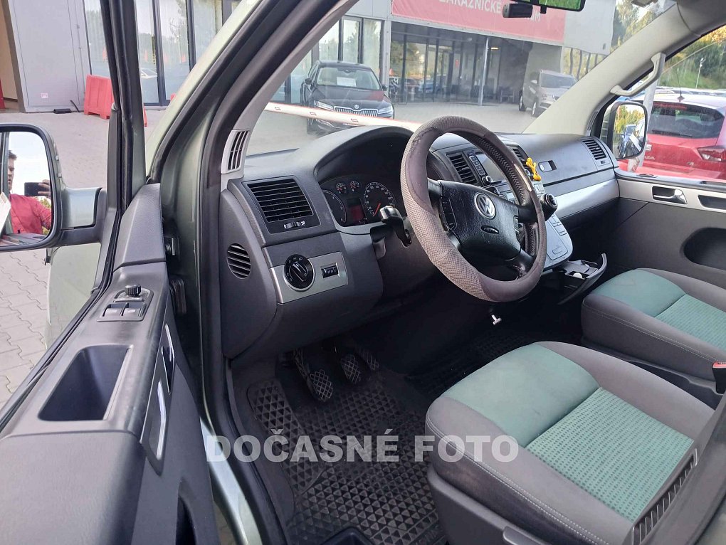 Volkswagen Multivan 2.5TDI CRUISE