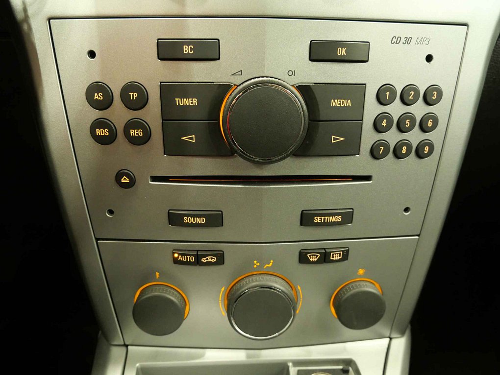 Opel Astra 1.6i 