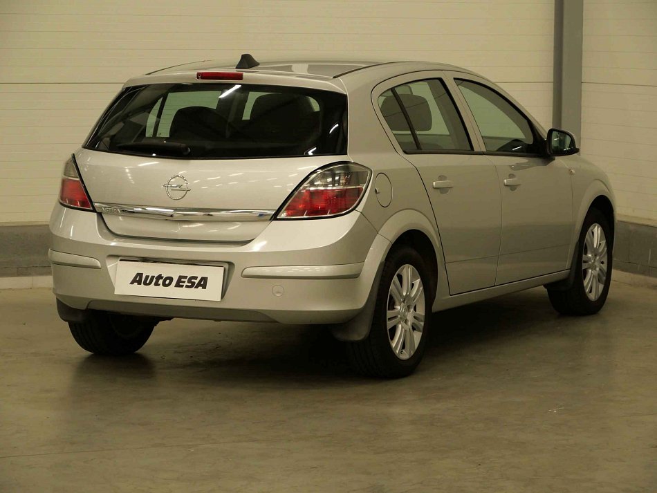 Opel Astra 1.6i 