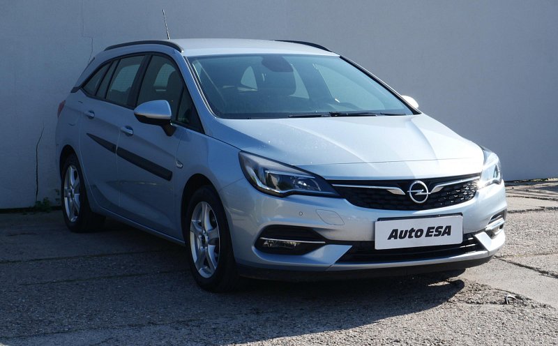 Opel Astra 1.2T  Sports Tourer