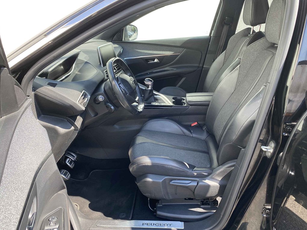 Peugeot 3008 1.2 PT GT Line