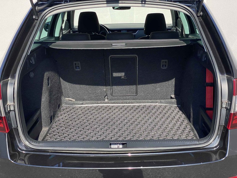 Škoda Octavia III 2.0 TDi Style