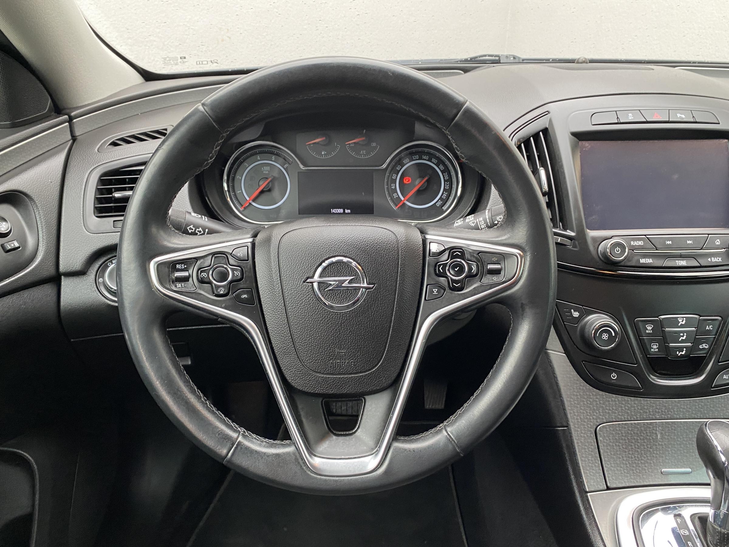 Opel Insignia, 2016 - pohled č. 10