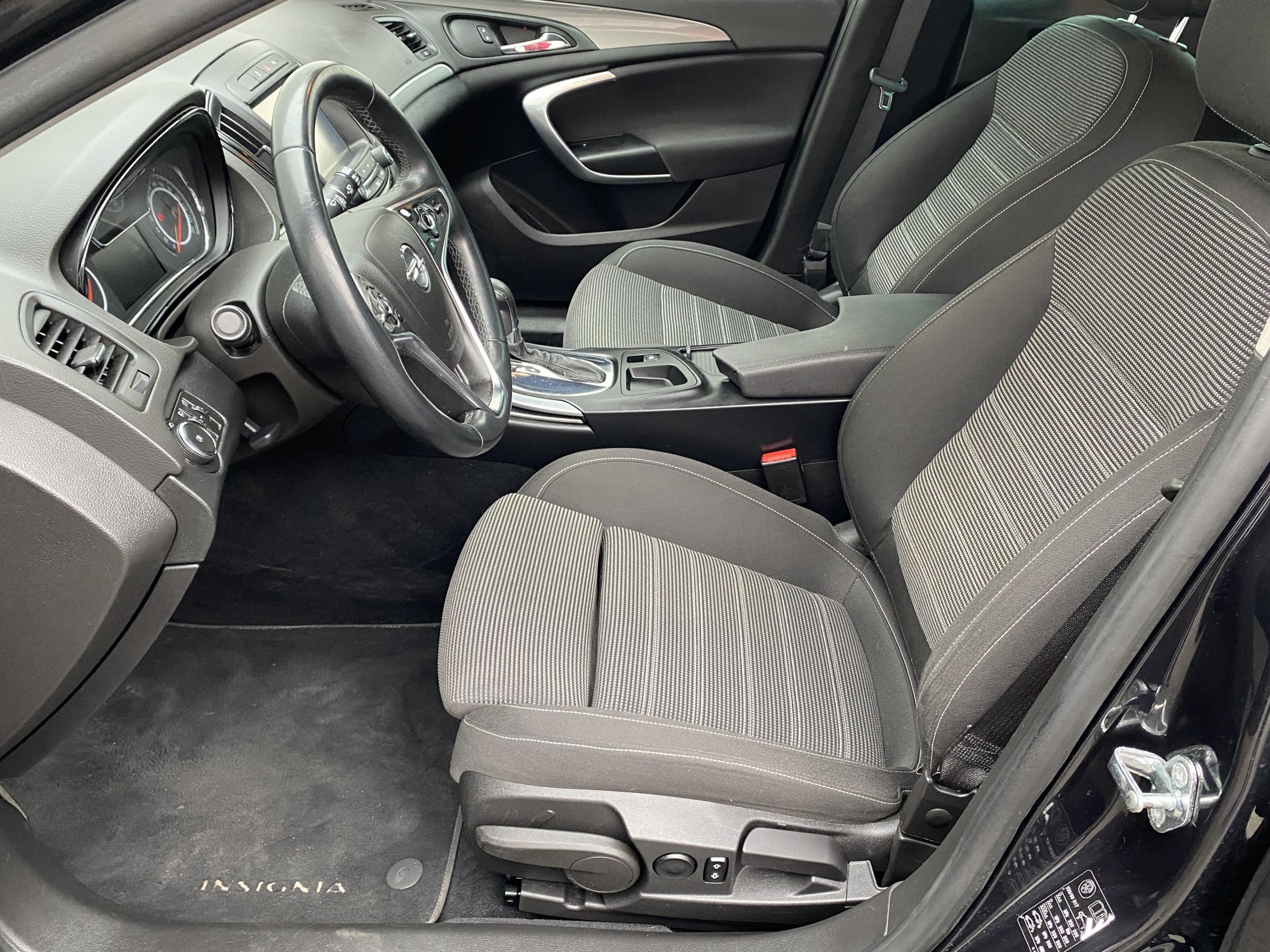 Opel Insignia, 2016 - pohled č. 11