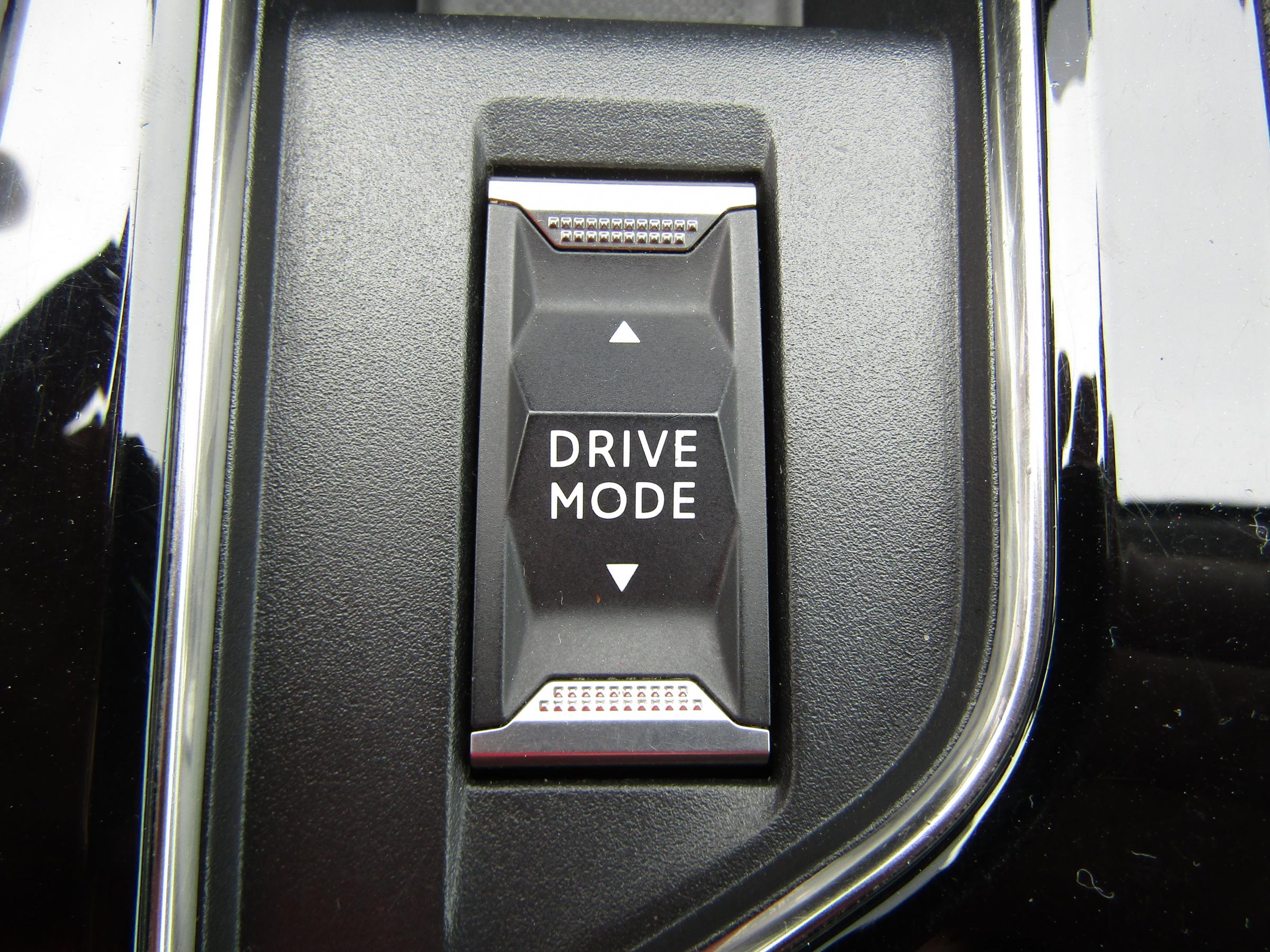 Peugeot 5008, 2021 - pohled č. 15