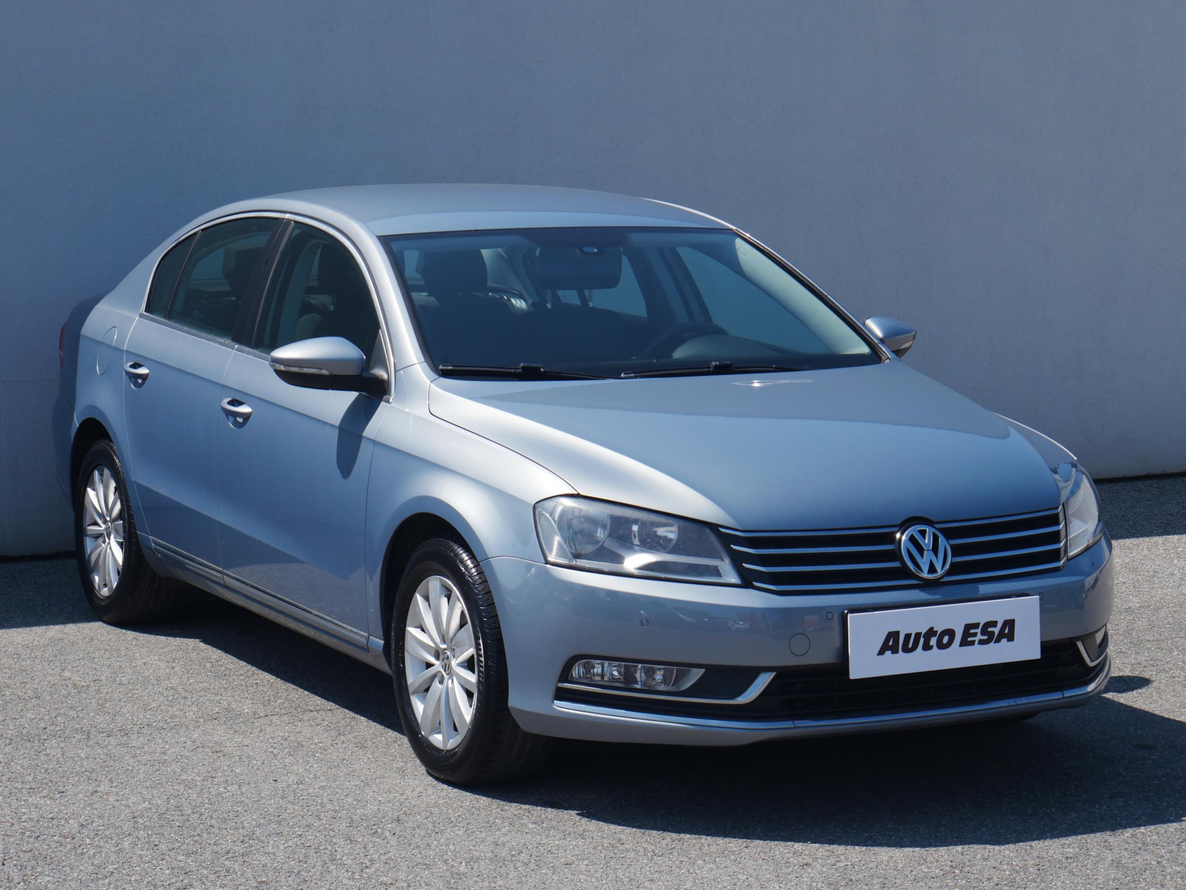 Volkswagen Passat, 2011 - celkový pohled