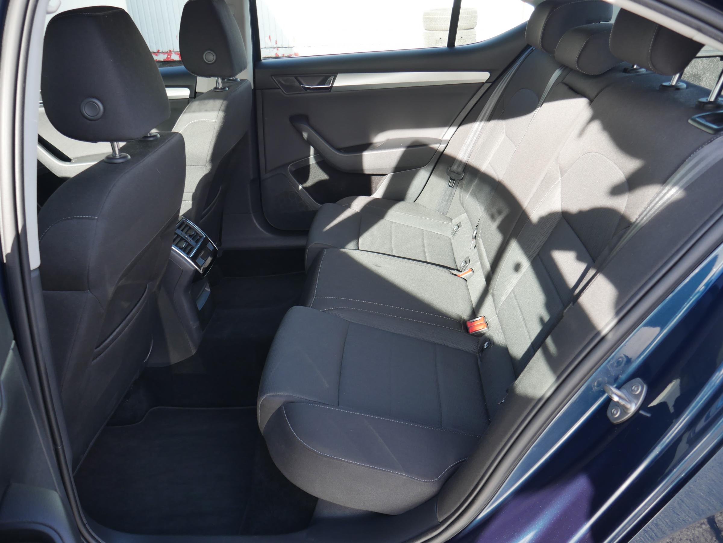 Škoda Superb III, 2018 - pohled č. 10