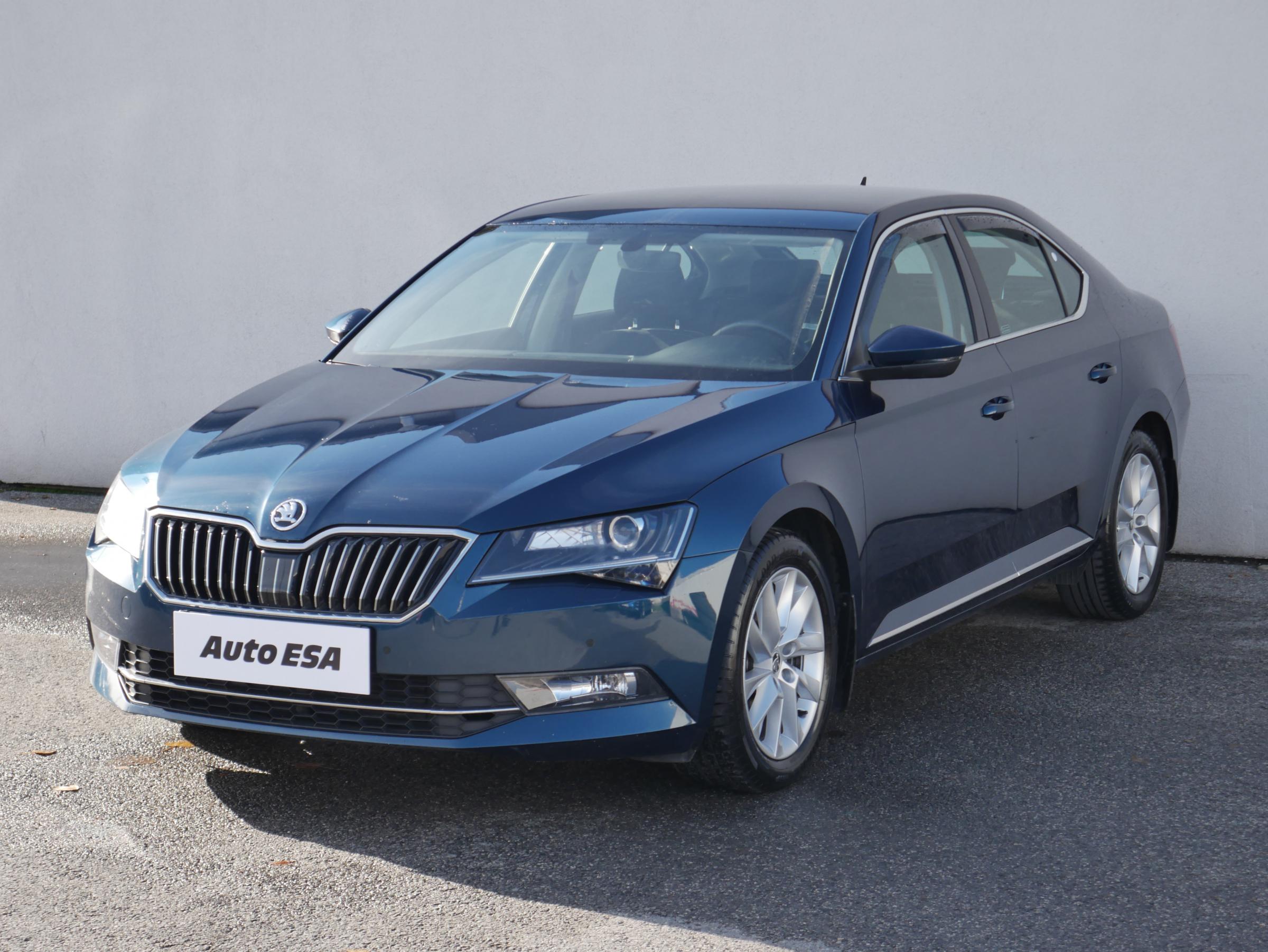 Škoda Superb III, 2018 - pohled č. 3