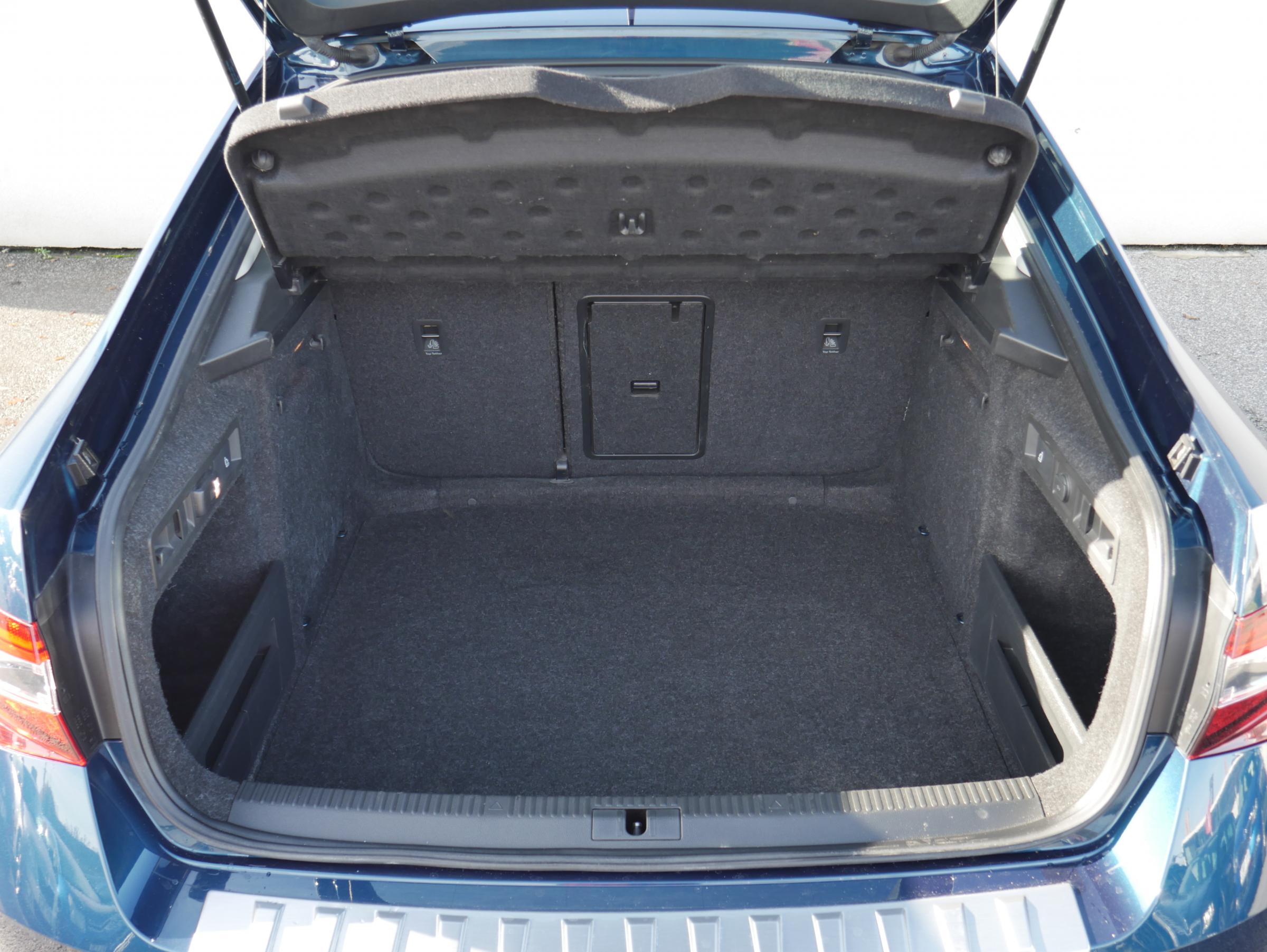 Škoda Superb III, 2018 - pohled č. 7