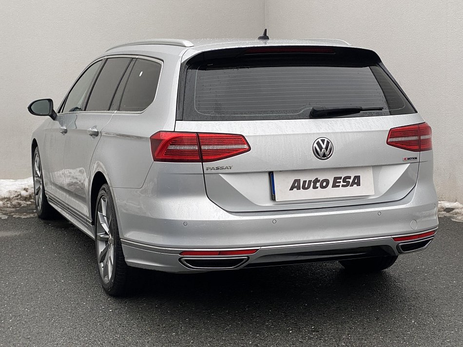 Volkswagen Passat 2.0 TDi Highline 4MOTION