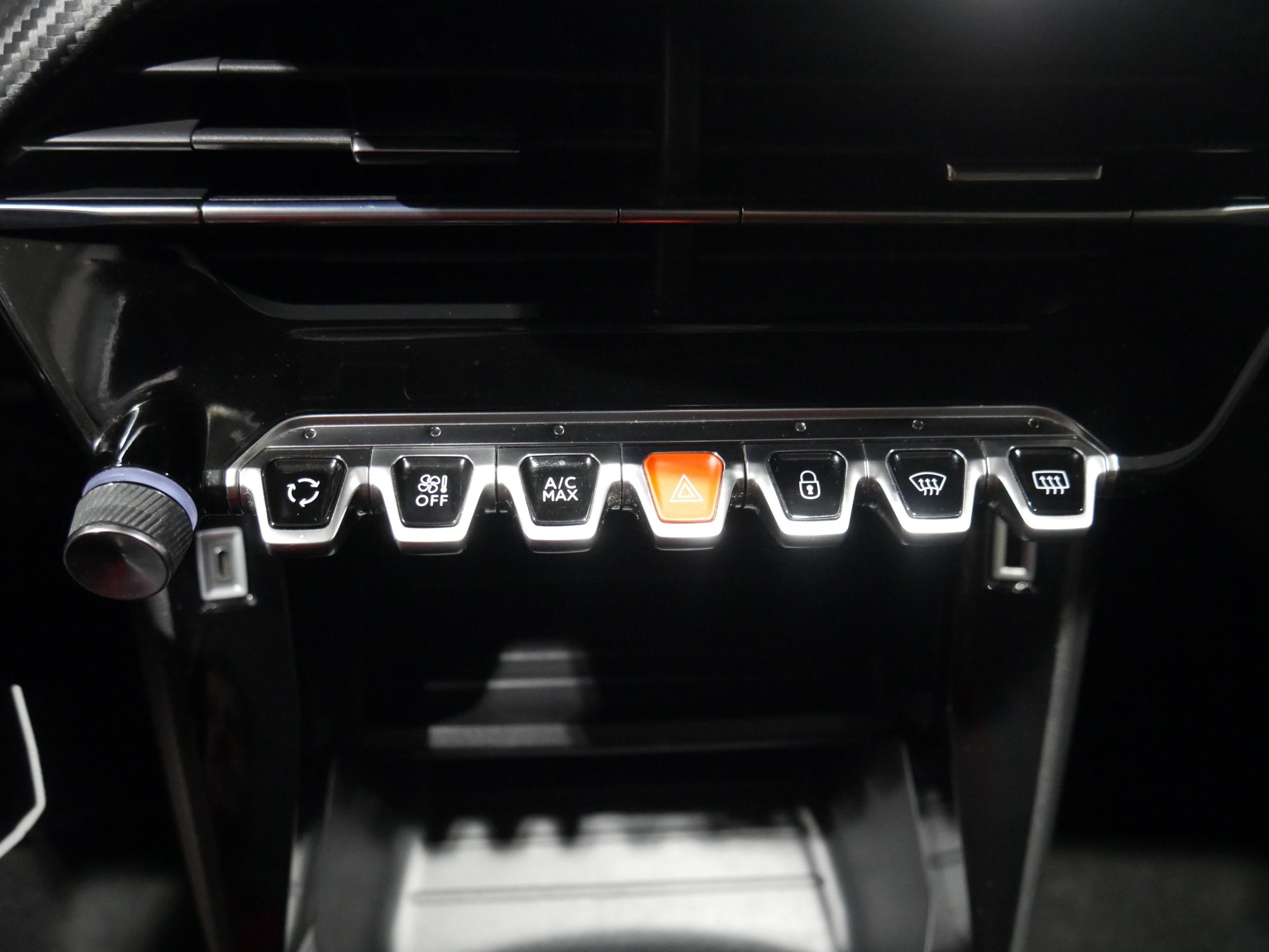 Peugeot 208, 2020 - pohled č. 17