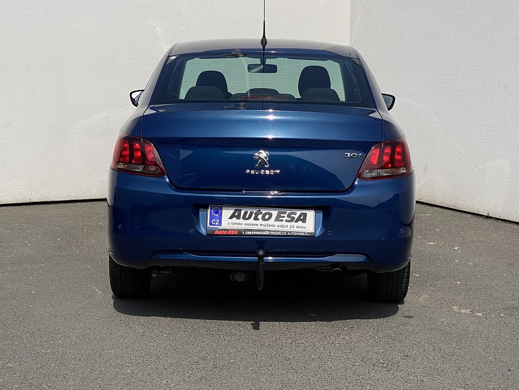 Peugeot 301 1.6 VTi Active