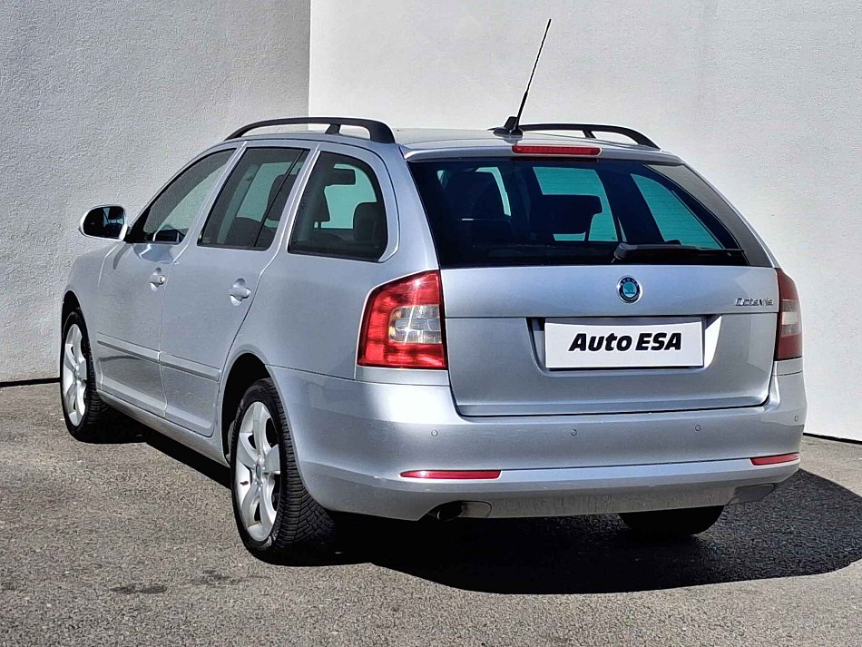 Škoda Octavia II 1.6 TDi Elegance