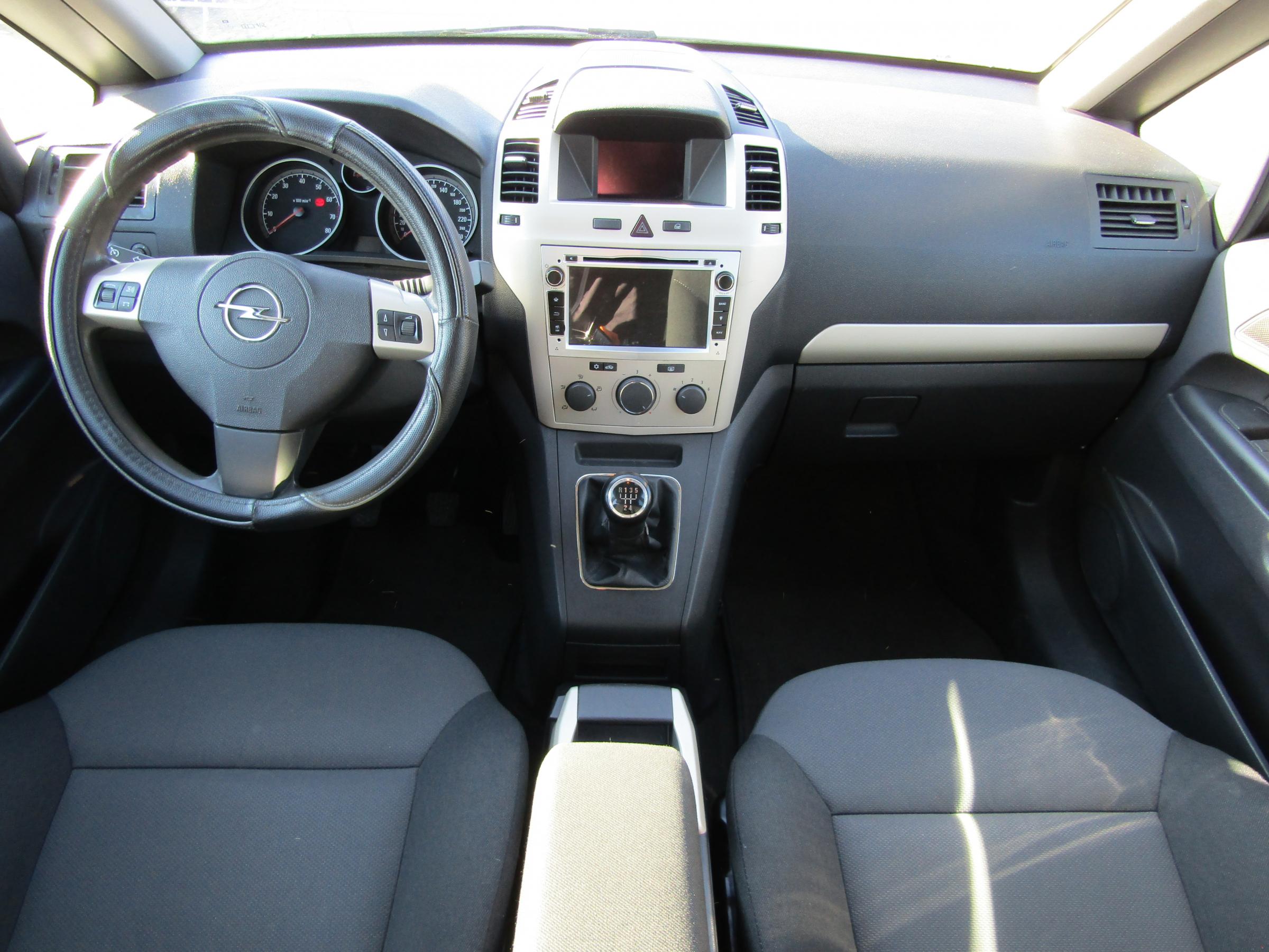 Opel Zafira, 2008 - pohled č. 9