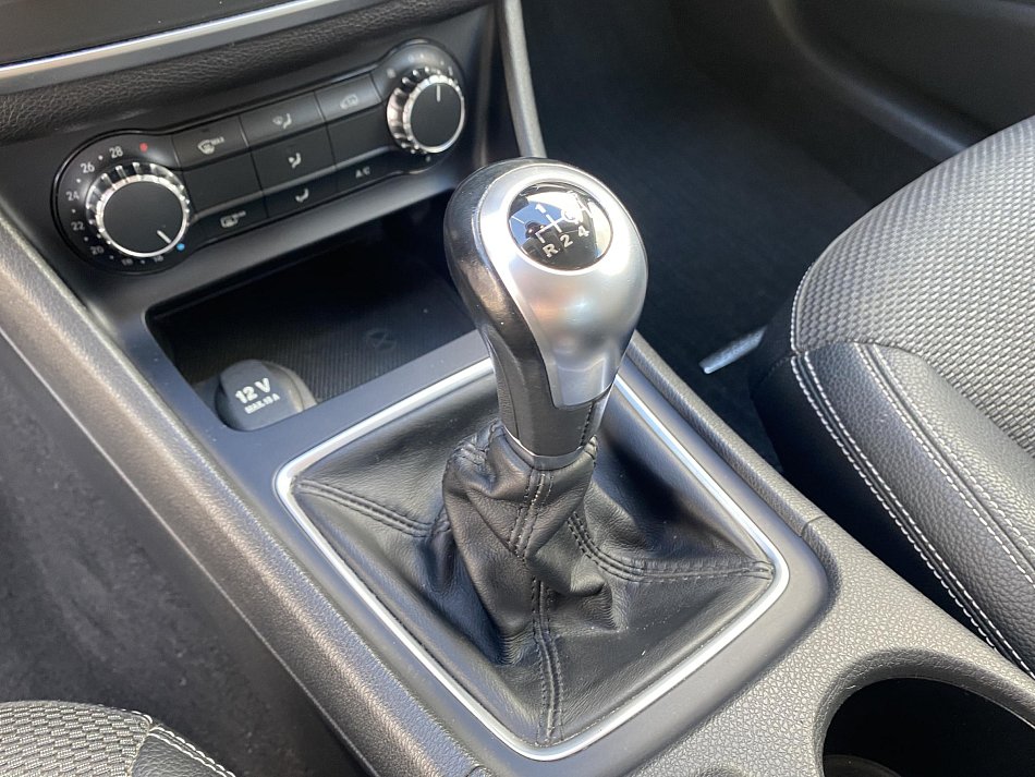 Mercedes-Benz CLA 1.8 CDi  CLA 200