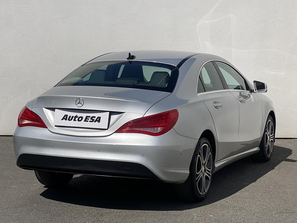 Mercedes-Benz CLA 1.8 CDi  CLA 200
