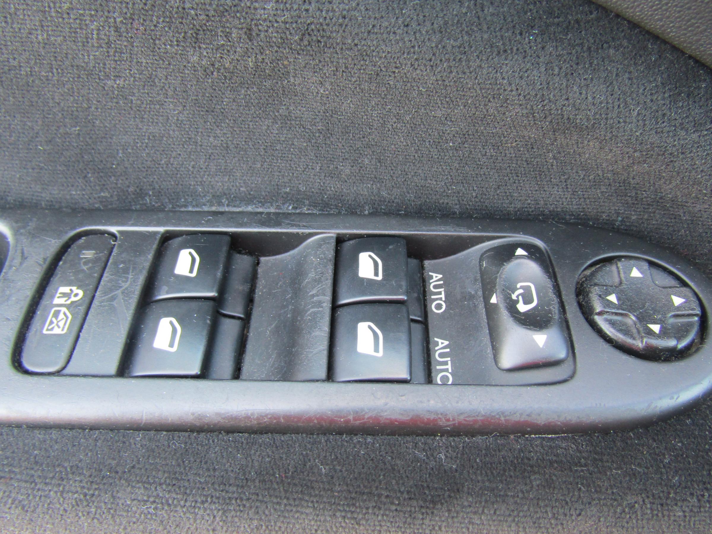 Citroën C3 Picasso, 2010 - pohled č. 11