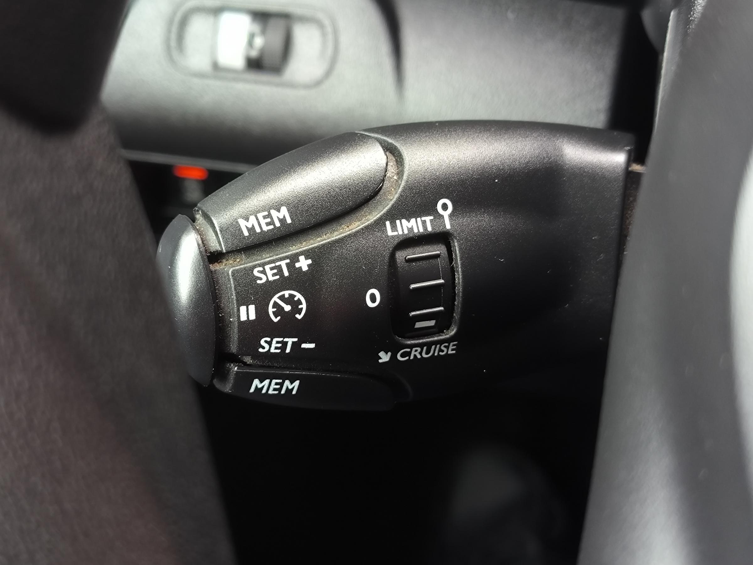 Peugeot Rifter, 2020 - pohled č. 16