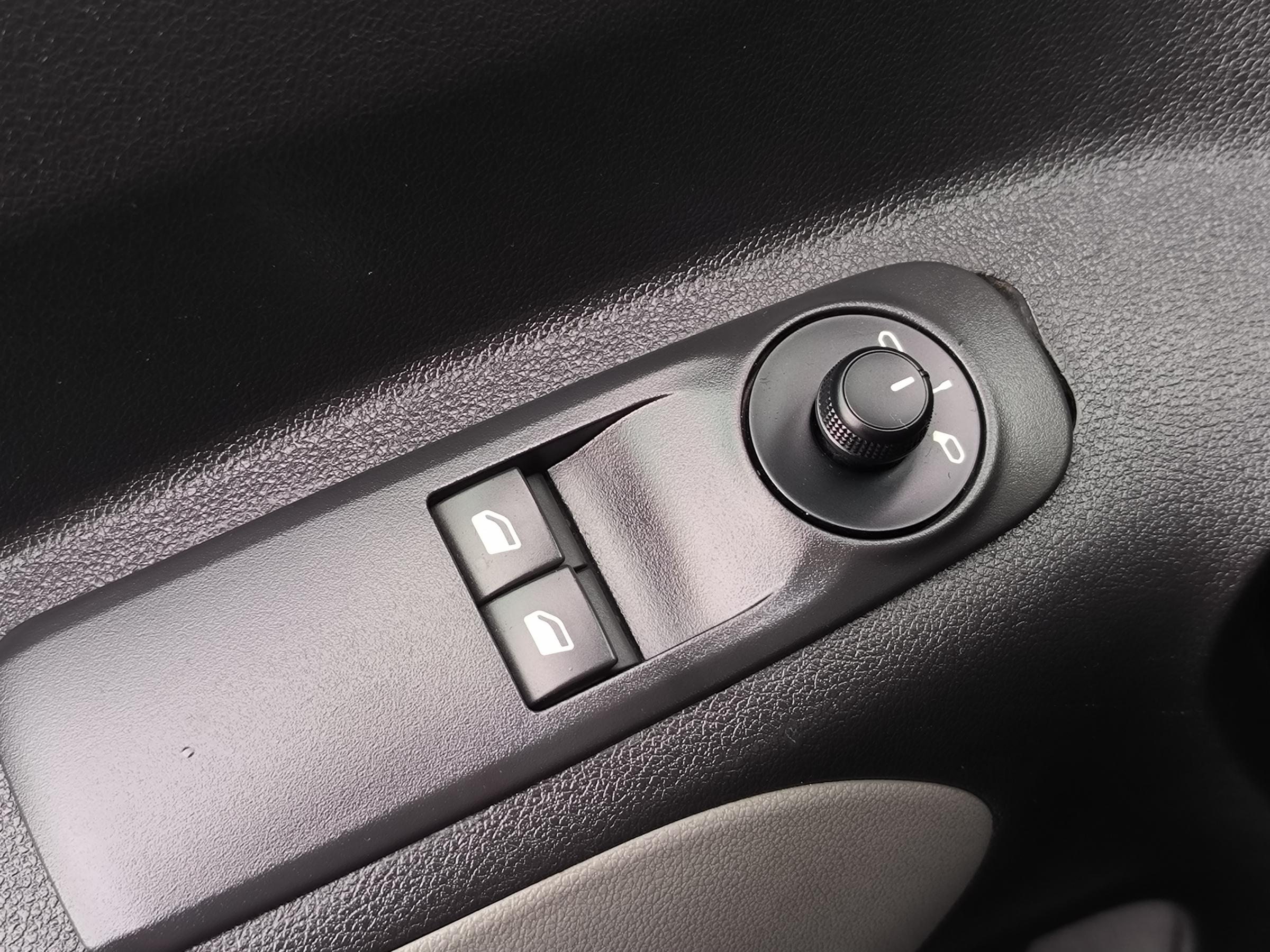 Peugeot Rifter, 2020 - pohled č. 18