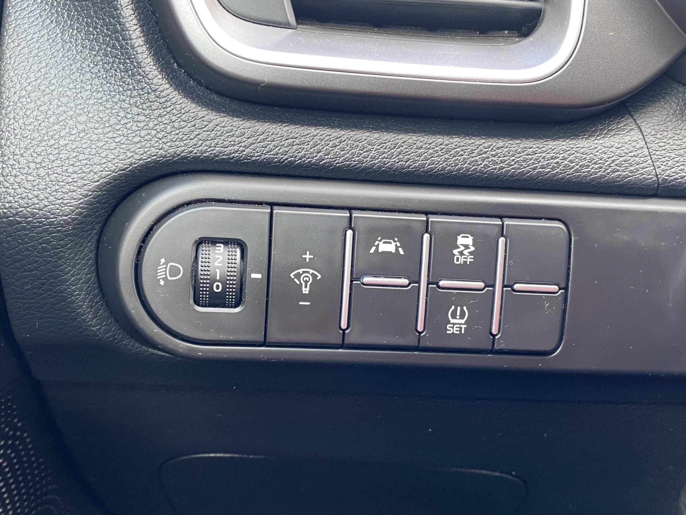 Kia Cee´d, 2021 - pohled č. 12