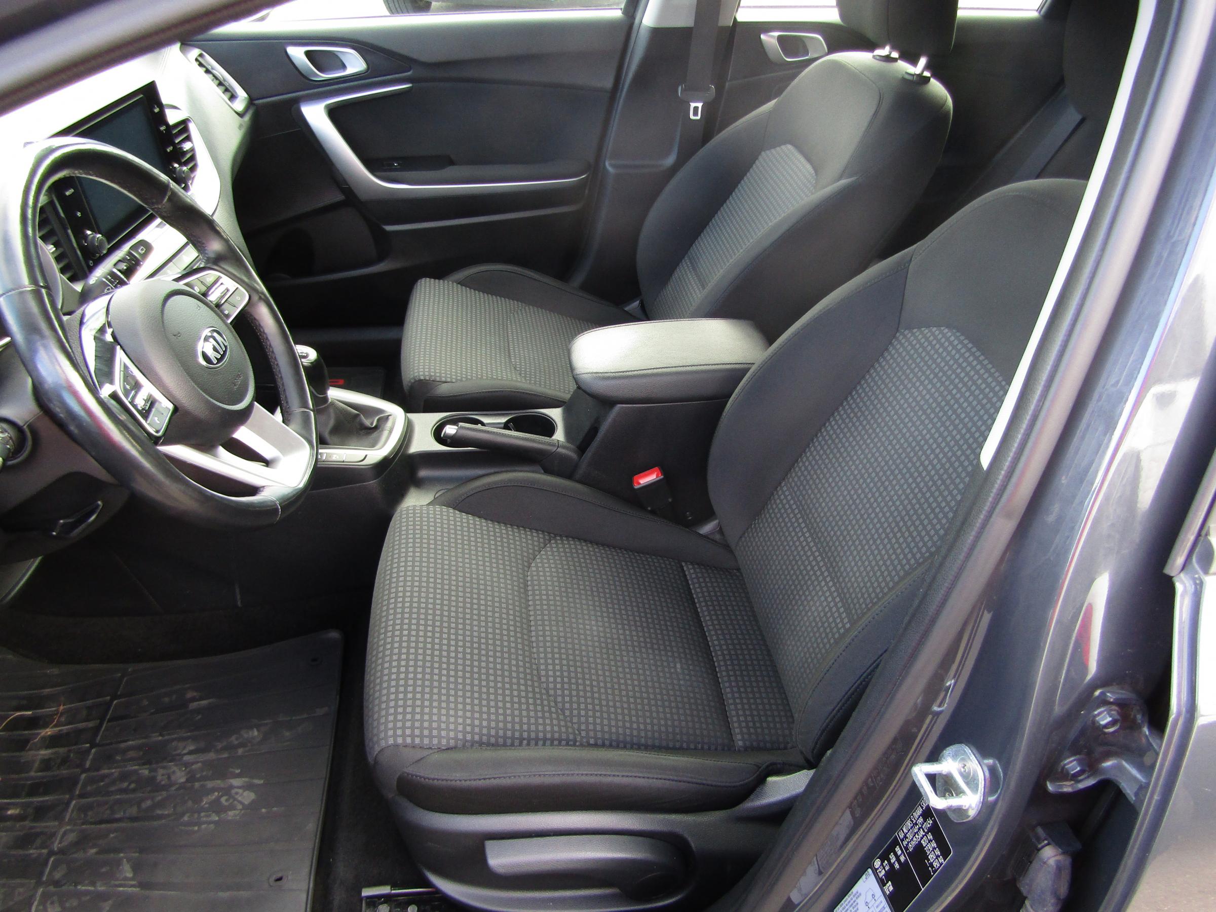 Kia Cee´d, 2021 - pohled č. 9