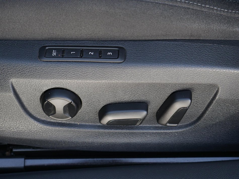 Škoda Superb III 2.0 TDi 