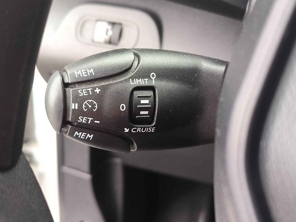 Peugeot Rifter 1.2T Active