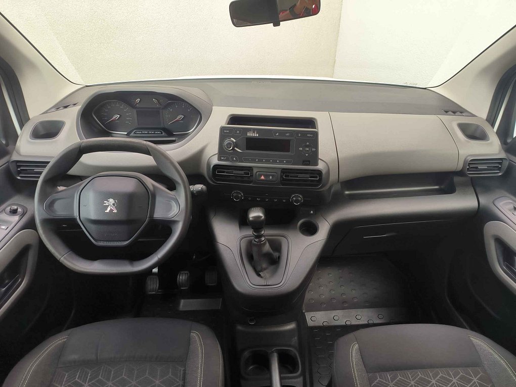Peugeot Rifter 1.2T Active