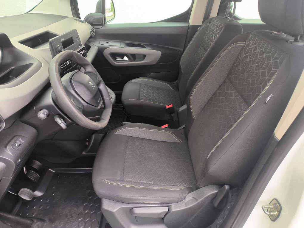 Peugeot Rifter 1.2T Active